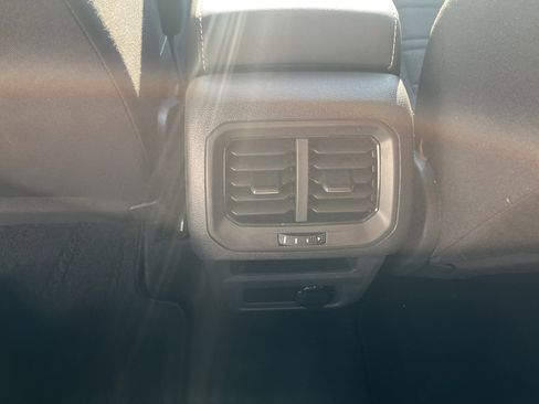 Used 2023 Volkswagen Tiguan S image 22