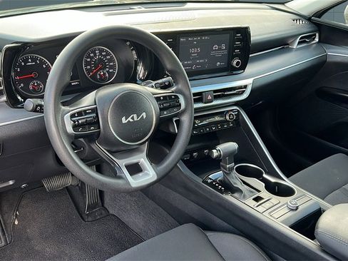 Used 2024 Kia K5 LXS image 9