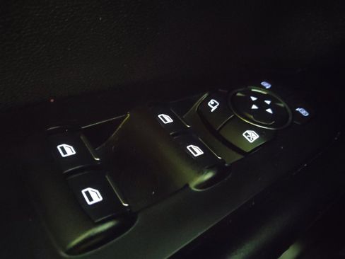 Used 2017 Lincoln MKX Reserve w/ Driver Assistance Package FWD image 27