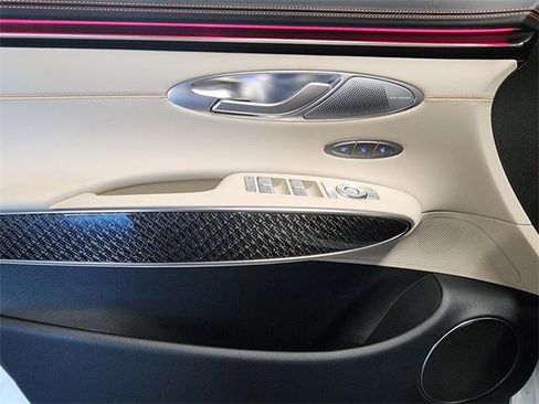 New 2026 Genesis GV70 3.5T Sport Prestige image 7