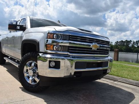 Used 2017 Chevrolet Silverado 3500 LTZ w/ Duramax Plus Package AWD/4WD image 5