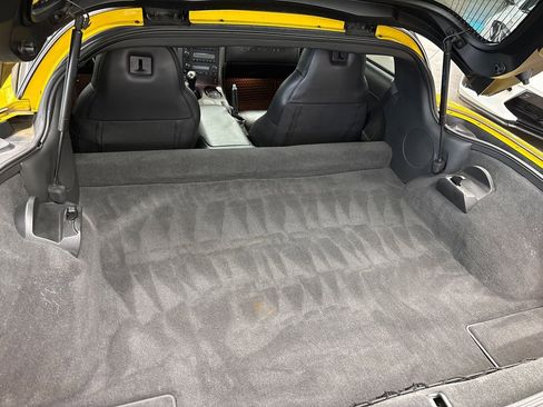 Used 2006 Chevrolet Corvette Coupe w/ Preferred Equipment Group image 49