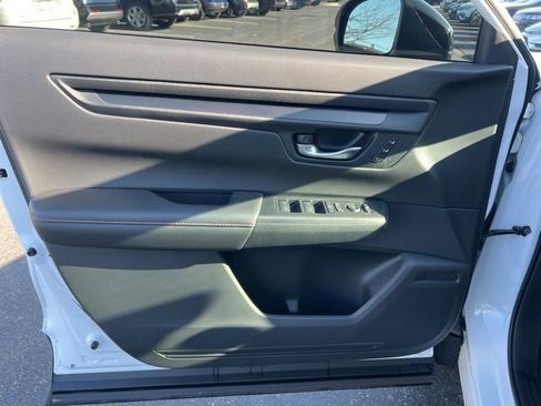 Used 2025 Honda CR-V Sport-L image 27