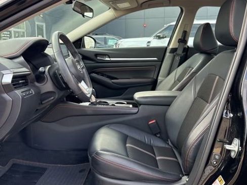 Used 2023 Nissan Altima 2.5 SR FWD image 5