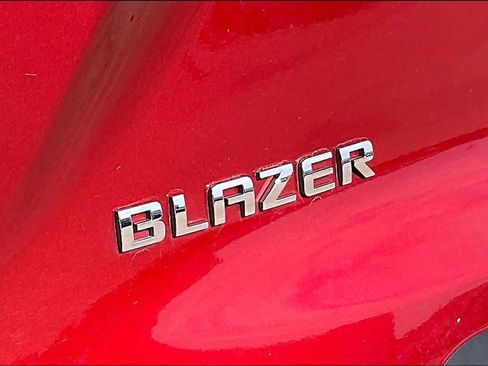 Used 2021 Chevrolet Blazer LT FWD image 11