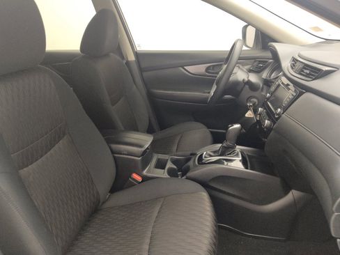 Used 2019 Nissan Rogue S FWD image 21