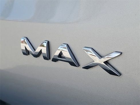 Used 2024 Ford Expedition Max XLT image 6