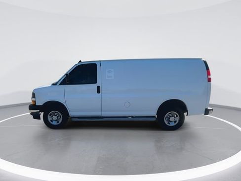 Used 2022 Chevrolet Express 2500 w/ Driver Convenience Package image 2