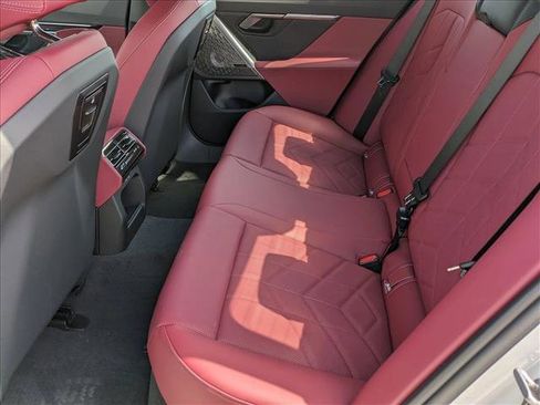 Certified 2024 BMW i5 eDrive40i w/ M Sport Package image 17