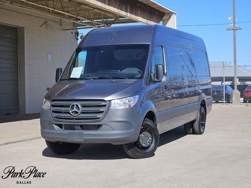 Used 2024 Mercedes-Benz Sprinter 3500 image 1