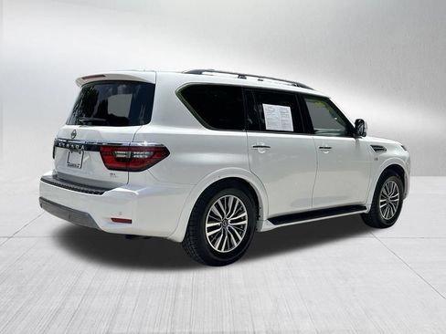 Used 2022 Nissan Armada SL AWD/4WD image 5