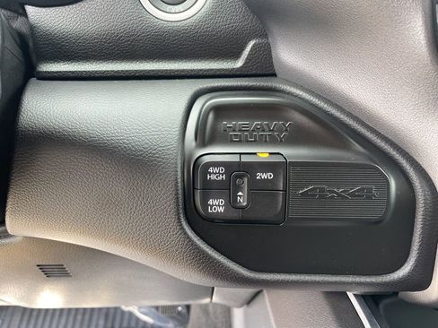 New 2024 RAM 2500 Big Horn w/ Night Edition image 33