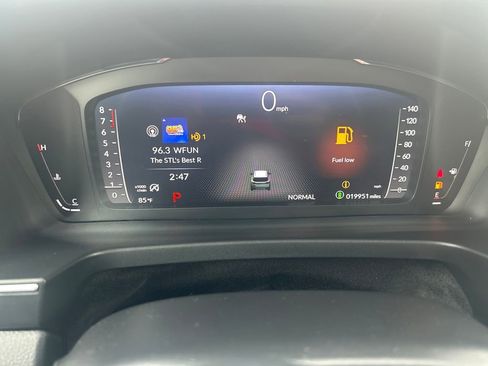 Used 2025 Honda Pilot Black Edition image 18