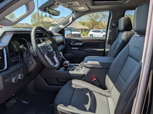 New 2026 GMC Sierra 1500 Denali w/ Denali Reserve Package AWD/4WD image 45