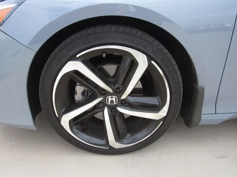 Used 2022 Honda Accord Sport Special Edition image 5