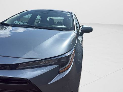 Used 2025 Toyota Corolla LE FWD image 9