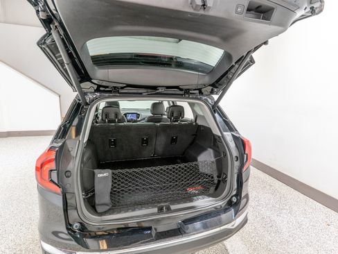 Used 2019 GMC Terrain SLT w/ Preferred Package FWD image 32