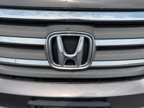 Used 2013 Honda Odyssey Touring Elite image 28
