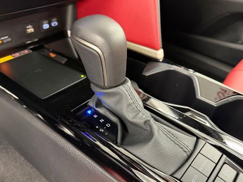 Used 2025 Toyota Camry XSE AWD/4WD image 32