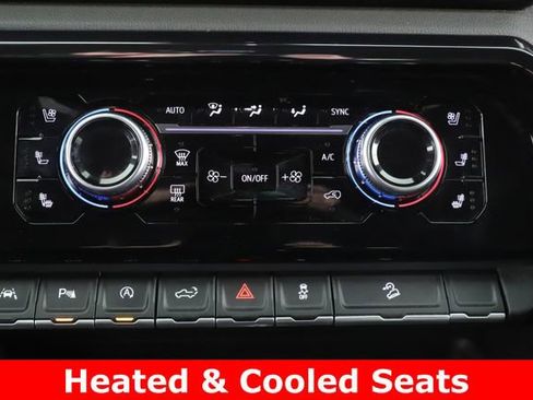 Used 2023 GMC Sierra 1500 AT4 w/ AT4 Premium Package image 4