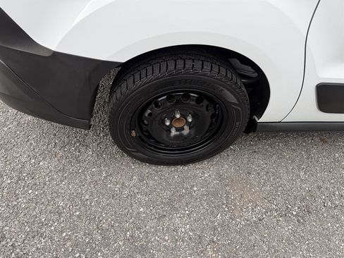 Used 2021 Ford Transit Connect XL image 11