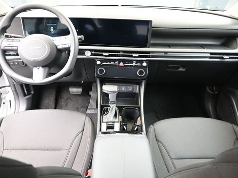 New 2026 Hyundai Tucson SEL image 18