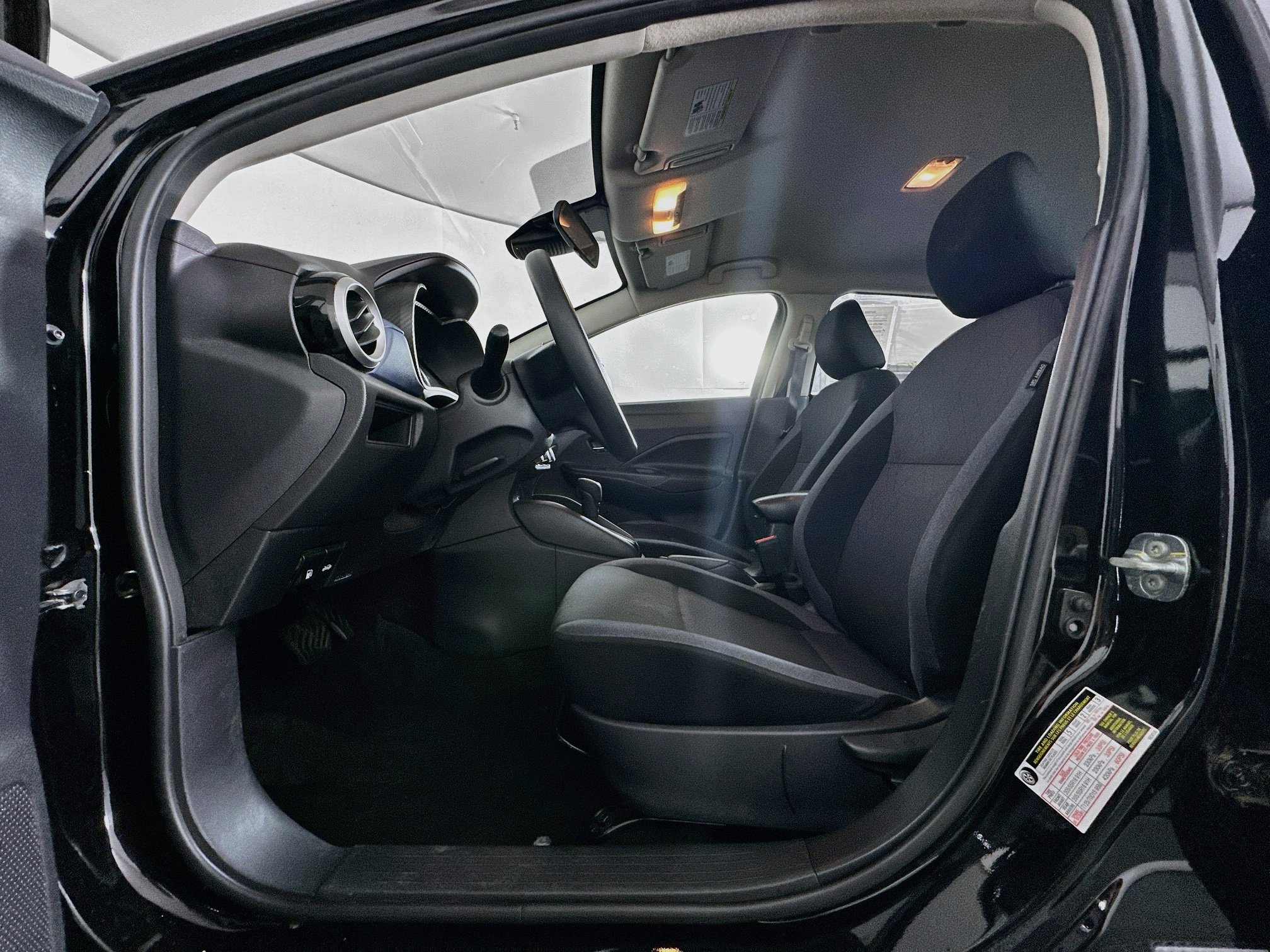 Used 2025 Nissan Versa SV FWD image 13