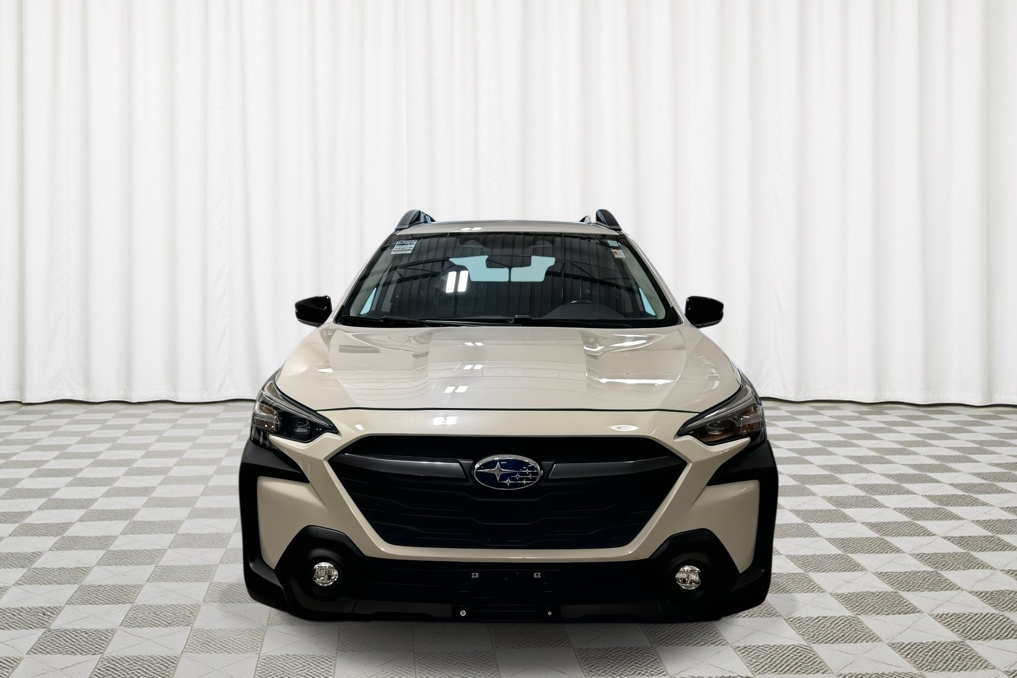 Used 2023 Subaru Outback Premium AWD/4WD image 2