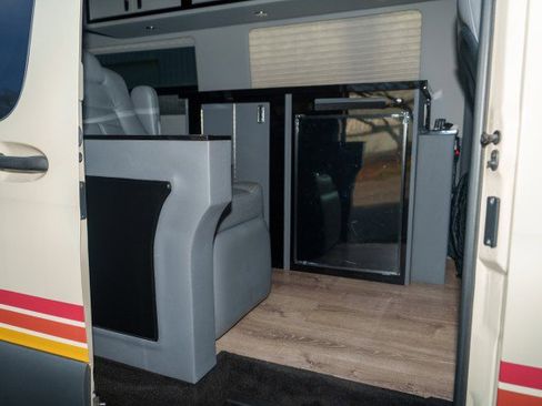 Used 2020 Mercedes-Benz Sprinter 2500 w/ Driver Convenience Package image 24