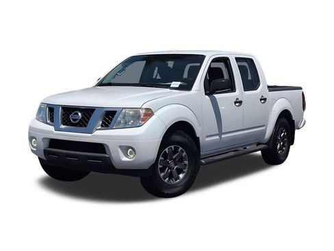 Used 2016 Nissan Frontier Desert Runner RWD image 1