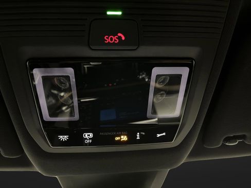 Used 2024 Volkswagen Atlas Cross Sport SE image 24