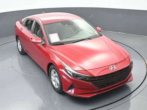 Used 2022 Hyundai Elantra SE w/ Cargo Package image 50