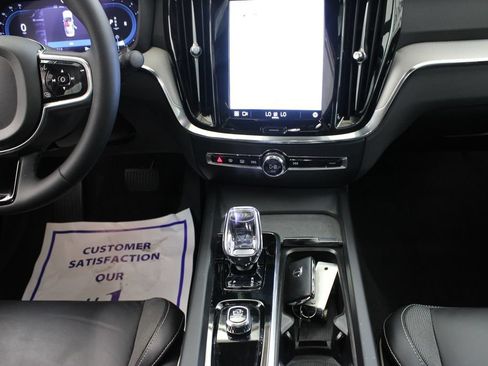 Certified 2024 Volvo S60 B5 Plus FWD image 24