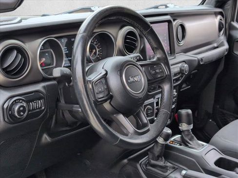 Used 2021 Jeep Gladiator Sport AWD/4WD image 10