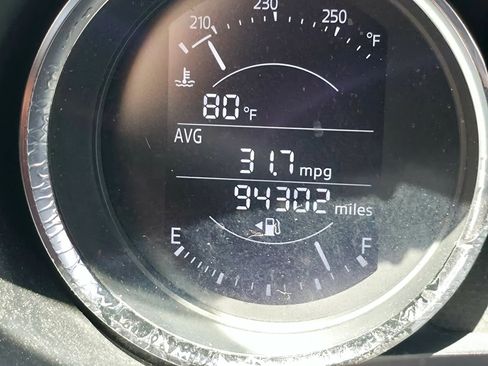 Used 2017 MAZDA MX-5 Miata Sport RWD image 16