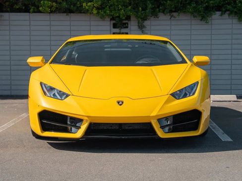 Used 2018 Lamborghini Huracan LP 580-2 RWD image 10