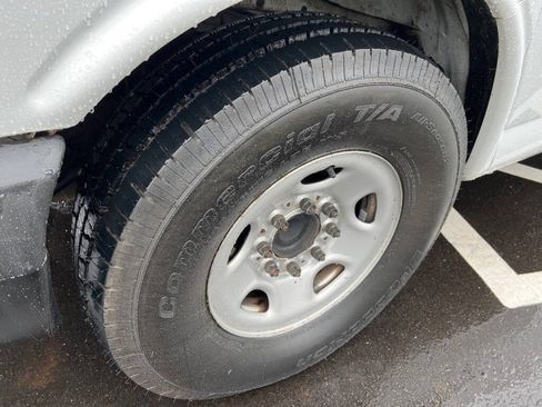 Used 2017 Chevrolet Express 3500 image 11