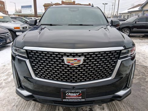 Used 2022 Cadillac Escalade ESV Premium Luxury w/ Performance Package image 9