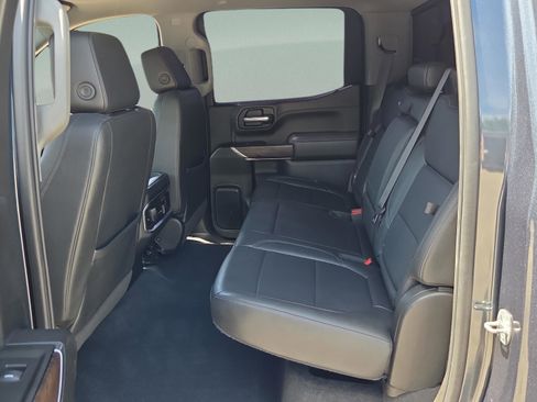 Used 2021 GMC Sierra 1500 SLT w/ SLT Premium Package AWD/4WD image 10