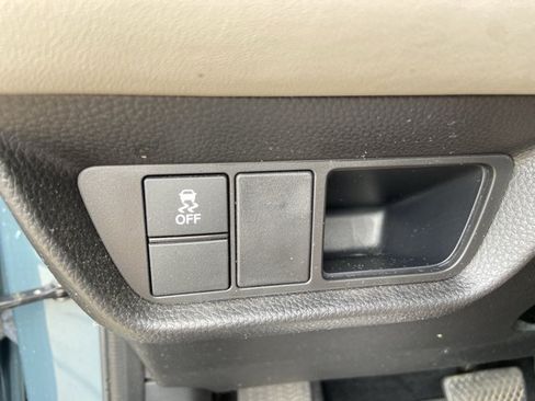 Used 2024 Honda HR-V LX image 41