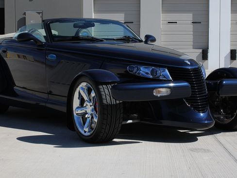 Used 2001 Chrysler Prowler RWD image 5