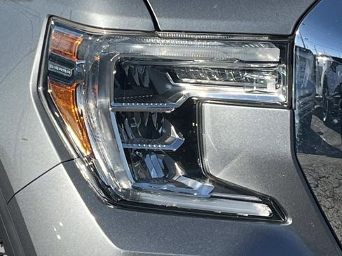 Used 2020 GMC Sierra 1500 SLT w/ SLT Premium Plus Package image 10