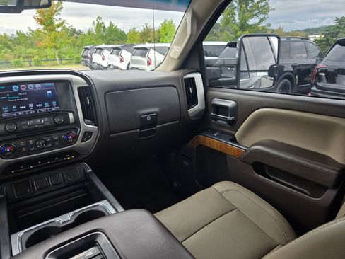 Used 2017 GMC Sierra 2500 SLT image 11