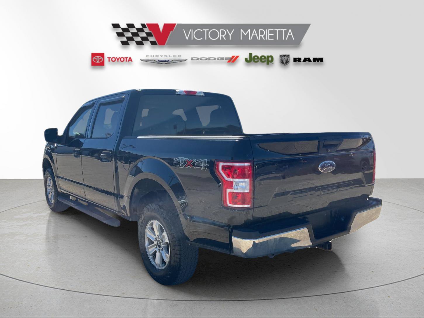 Used 2018 Ford F150 XLT w/ Trailer Tow Package AWD/4WD image 3