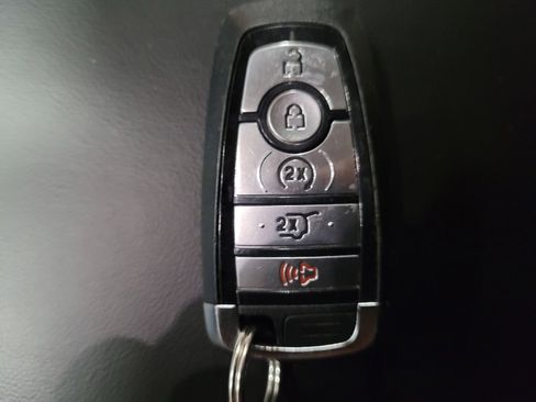 Used 2023 Ford Explorer XLT w/ Equipment Group 202A image 32