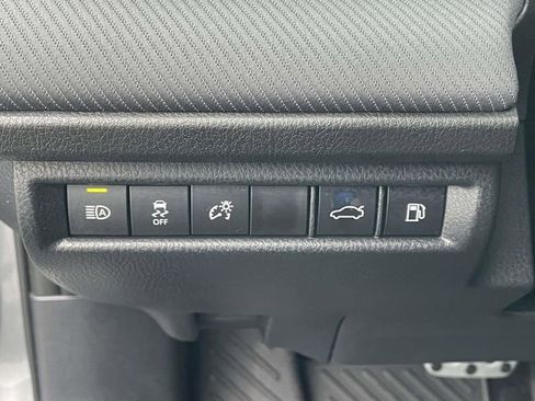 Used 2026 Toyota Camry SE FWD image 40