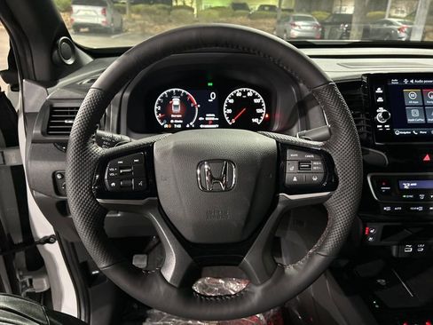 New 2026 Honda Ridgeline Black Edition image 19