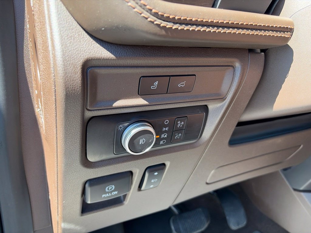 Used 2022 Ford Expedition King Ranch AWD/4WD image 19