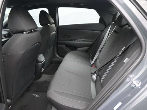 New 2026 Hyundai Elantra SEL Sport Premium FWD image 15
