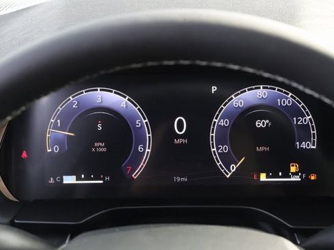 New 2025 Jeep Grand Cherokee 4WD image 24